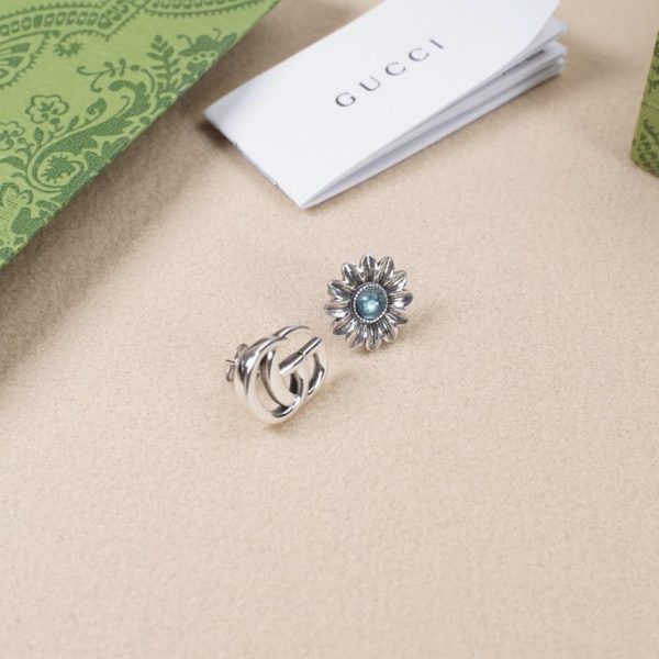 réplica,joyas,joyería,1:1,replica,fake,lujo,barato Aretes con margarita y doble G entrelazada de Gucci