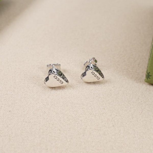réplica,joyas,joyería,1:1,replica,fake,lujo,barato Pendientes de plata con colgante de amor con doble G de Gucci