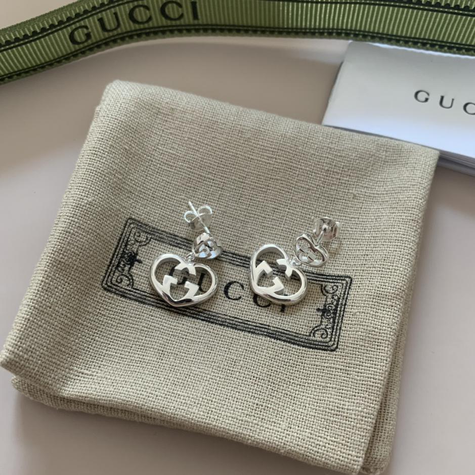 réplica,joyas,joyería,1:1,replica,fake,lujo,barato réplica,joyas,joyería,1:1,replica,fake,lujo,barato Pendientes Love con doble G entrelazada de Gucci