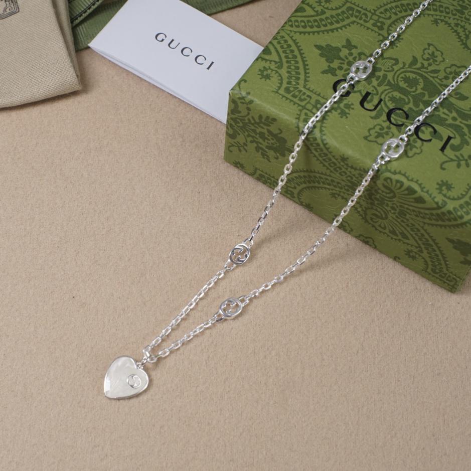 réplica,joyas,joyería,1:1,replica,fake,lujo,barato réplica,joyas,joyería,1:1,replica,fake,lujo,barato Collar de esmalte blanco con corazón de melocotón y doble g de Gucci
