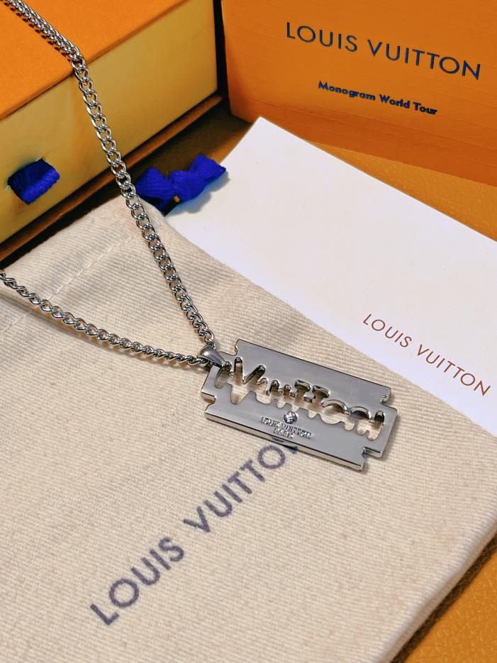 réplica,joyas,joyería,1:1,replica,fake,lujo,barato Collar grande para hombre LOUIS VUITTON Silver Blade