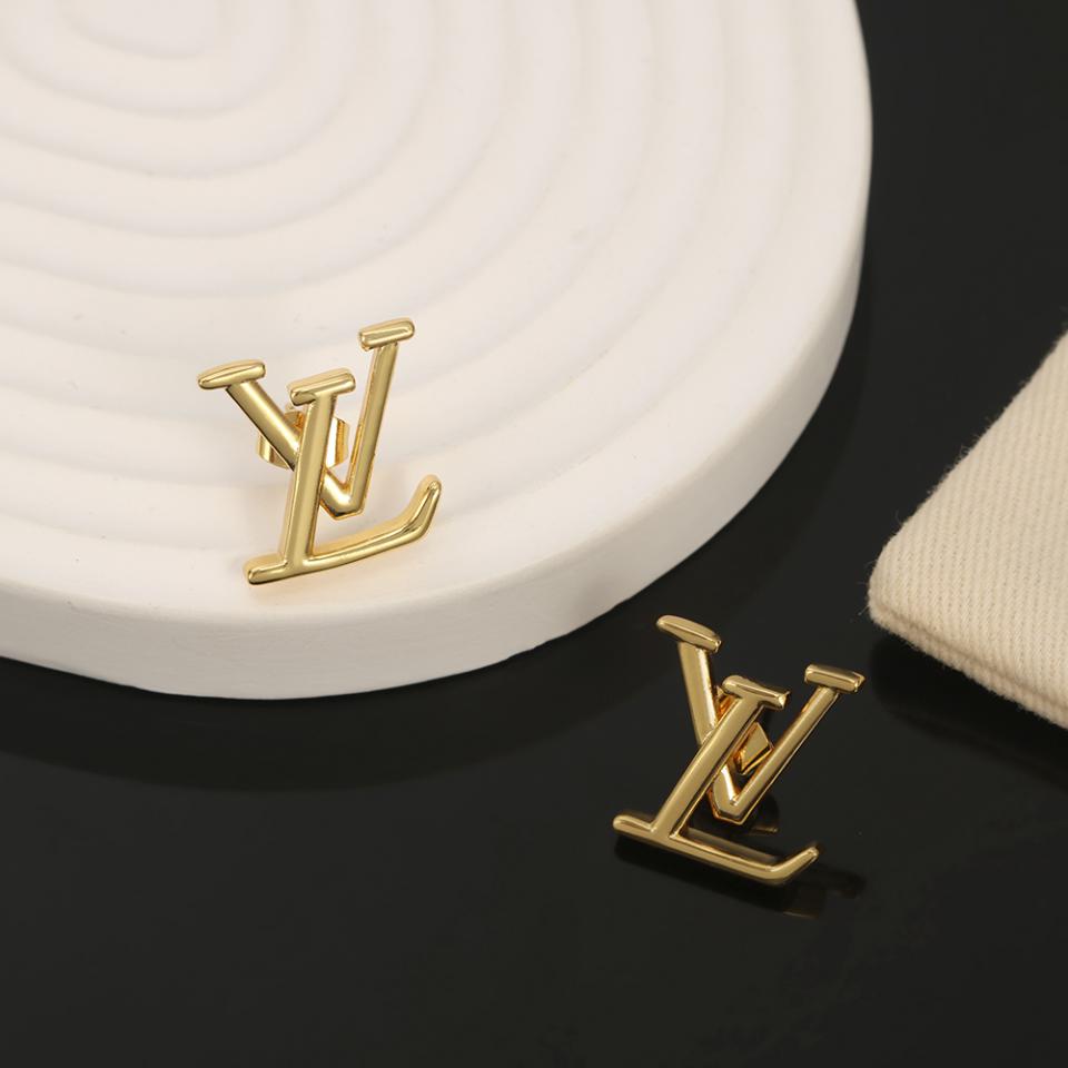 réplica,joyas,joyería,1:1,replica,fake,lujo,barato réplica,joyas,joyería,1:1,replica,fake,lujo,barato Pendientes con letras doradas de LOUIS VUITTON