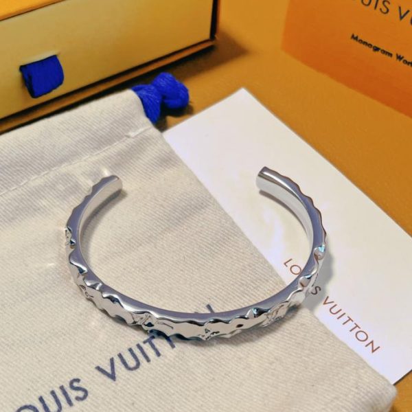 réplica,joyas,joyería,1:1,replica,fake,lujo,barato LOUIS VUITTON Collar Louisette Signature de metal