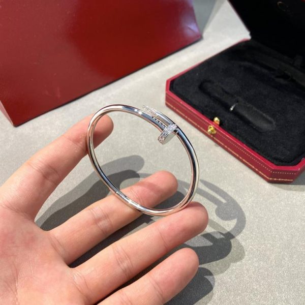 réplica,joyas,joyería,1:1,replica,fake,lujo,barato Pulsera Cartier con clavos de diamantes en la cabeza y la cola
