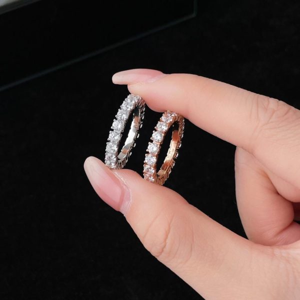 réplica,joyas,joyería,1:1,replica,fake,lujo,barato Pendientes de uñas Cartier con diamantes.