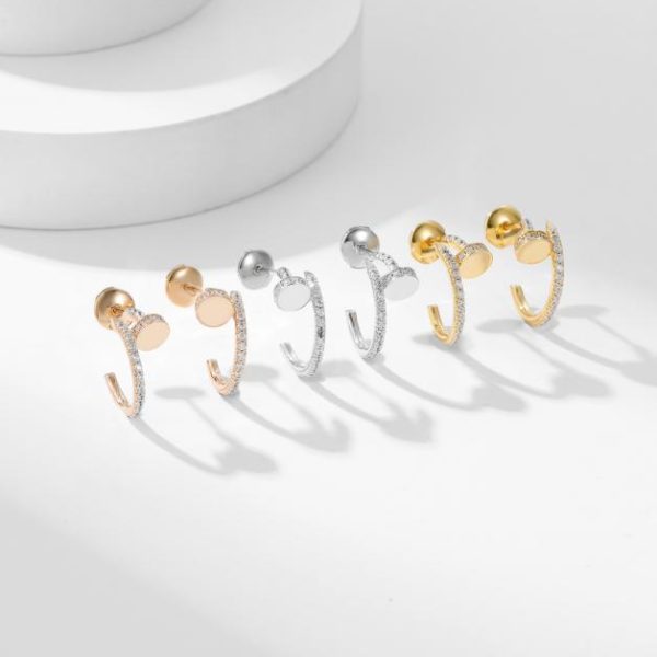 réplica,joyas,joyería,1:1,replica,fake,lujo,barato Pendientes de uñas Cartier con diamantes.