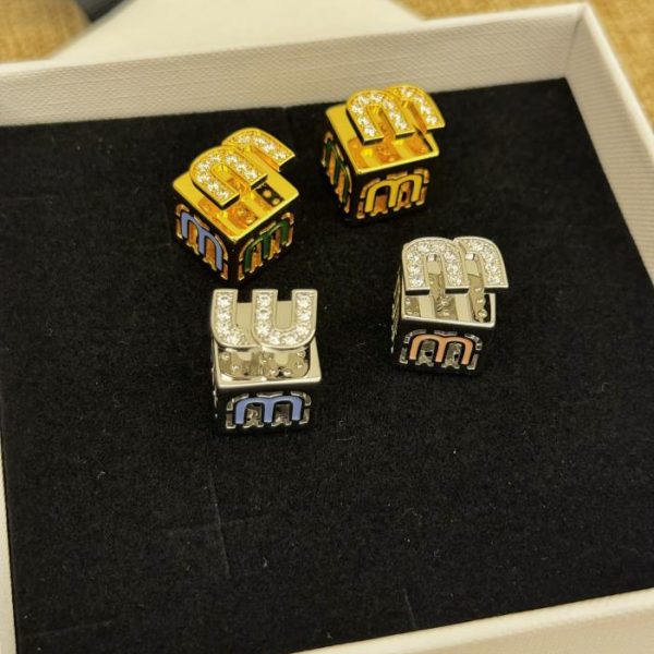 réplica,joyas,joyería,1:1,replica,fake,lujo,barato Pasador de pelo blanco y negro de Miu Miu