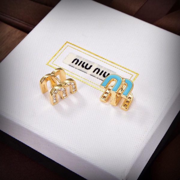 réplica,joyas,joyería,1:1,replica,fake,lujo,barato Pendientes de resina con letras Miu Miu