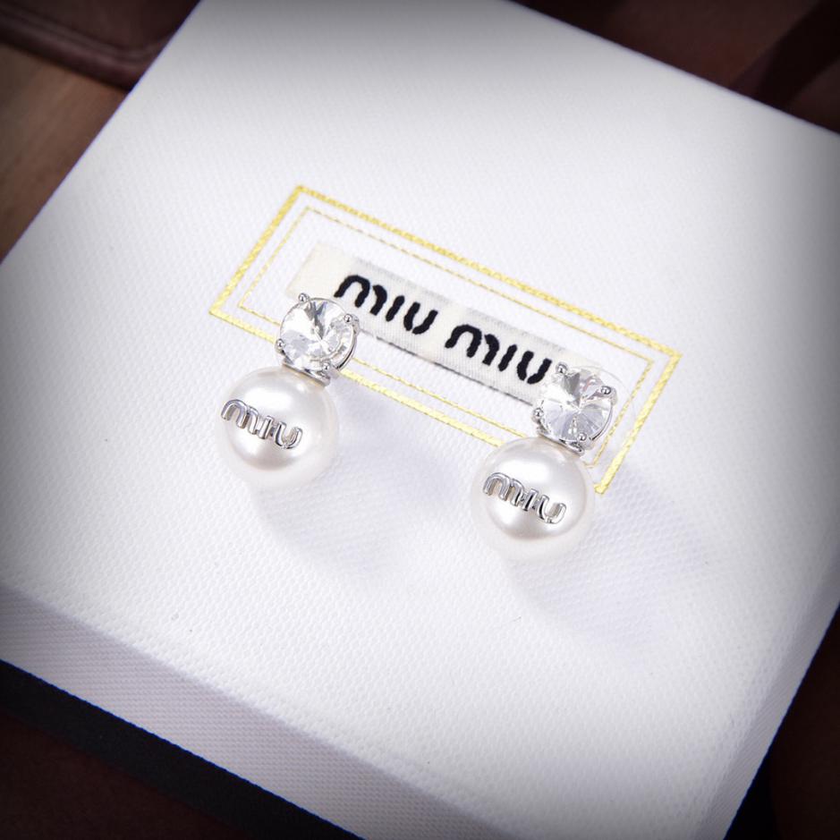 réplica,joyas,joyería,1:1,replica,fake,lujo,barato Pendientes con letras de Miu Miu