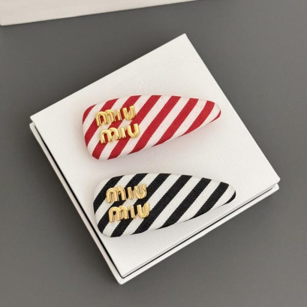 réplica,joyas,joyería,1:1,replica,fake,lujo,barato Pasador de pelo caramelo Miu Miu