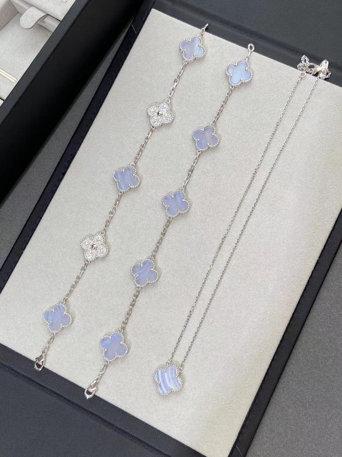 réplica,joyas,joyería,1:1,replica,fake,lujo,barato [Versión superior] Pulsera de cinco flores de oro blanco con calcedonia morada natural de Van Cleef & Arpels