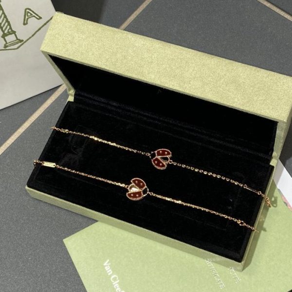 réplica,joyas,joyería,1:1,replica,fake,lujo,barato [Versión superior] Pulsera de cinco flores Lucky Spring Ladybug de Van Cleef & Arpels