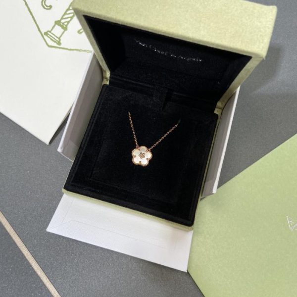 réplica,joyas,joyería,1:1,replica,fake,lujo,barato [Edición superior] Pendientes de flor de ciruelo de la serie Lucky Spring de Van Cleef & Arpels