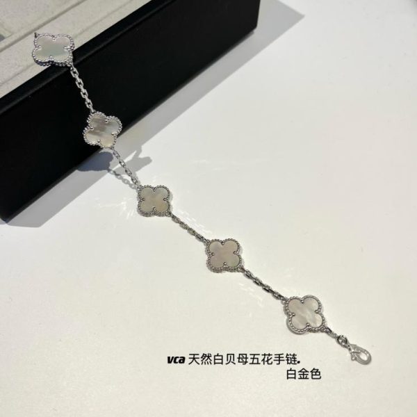 réplica,joyas,joyería,1:1,replica,fake,lujo,barato [Versión superior] Pulsera de cinco flores de nácar blanco natural de Van Cleef & Arpelsvca