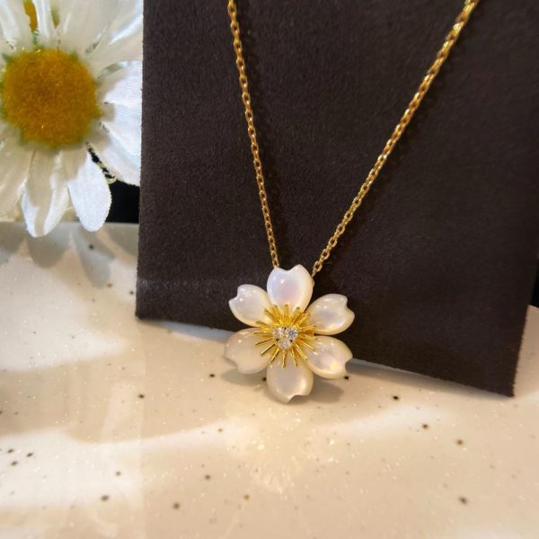 réplica,joyas,joyería,1:1,replica,fake,lujo,barato [Versión Premium] Van Cleef & Arpels Versión pequeña Flor navideña: nácar