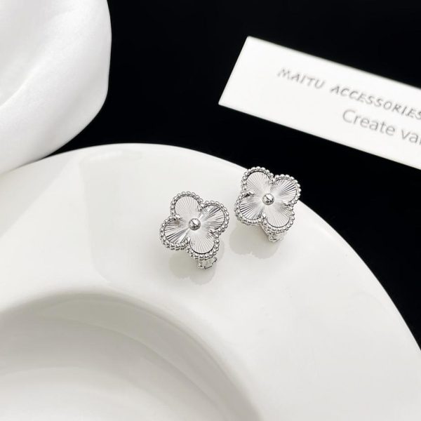 réplica,joyas,joyería,1:1,replica,fake,lujo,barato [Versión superior] Pendientes medianos con trébol de cuatro hojas de Van Cleef & Arpels
