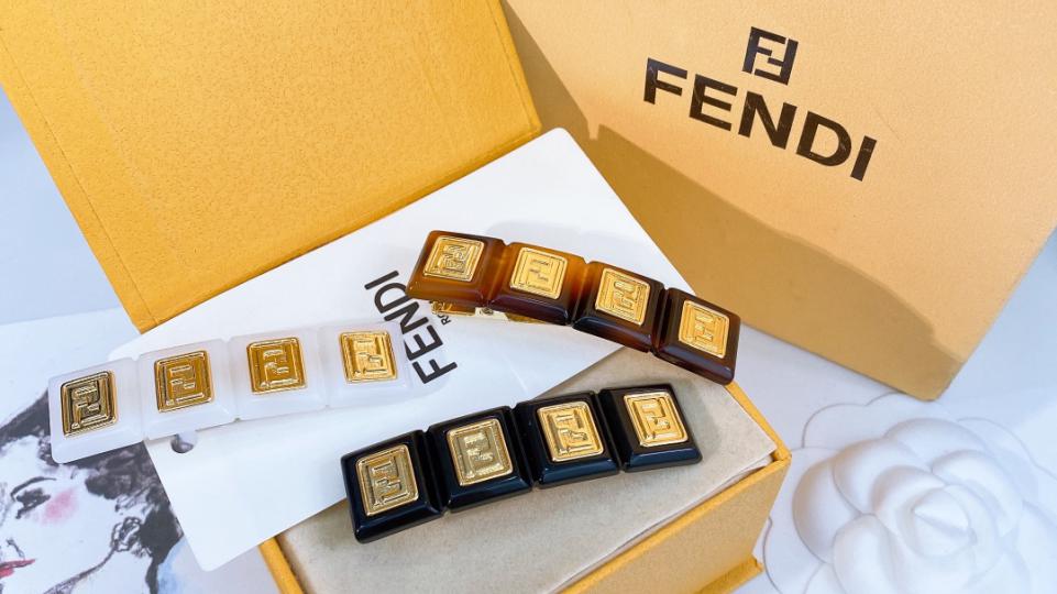 réplica,joyas,joyería,1:1,replica,fake,lujo,barato Pasador de pelo Fendi cuadrado de acrílico