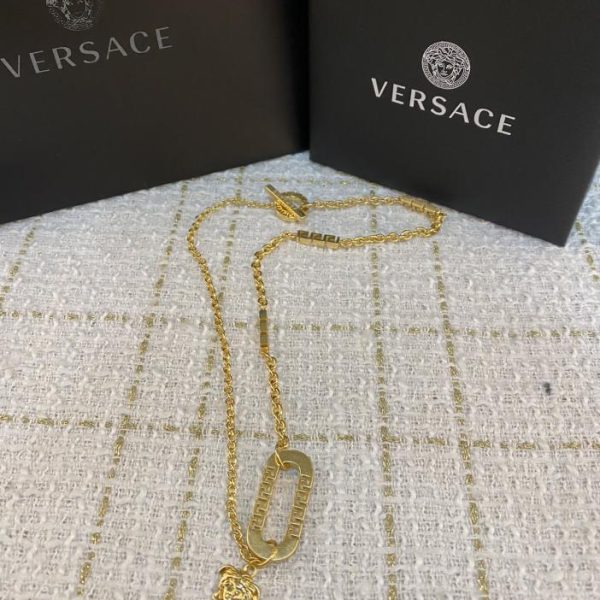 réplica,joyas,joyería,1:1,replica,fake,lujo,barato La última cadena de productos de Versace