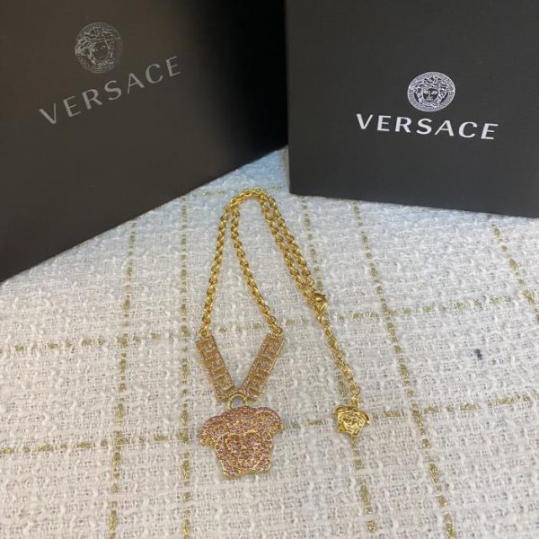 réplica,joyas,joyería,1:1,replica,fake,lujo,barato La última cadena de productos de Versace