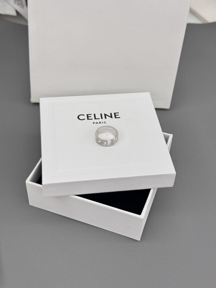 réplica,joyas,joyería,1:1,replica,fake,lujo,barato Anillo Celine con monograma y diamantes
