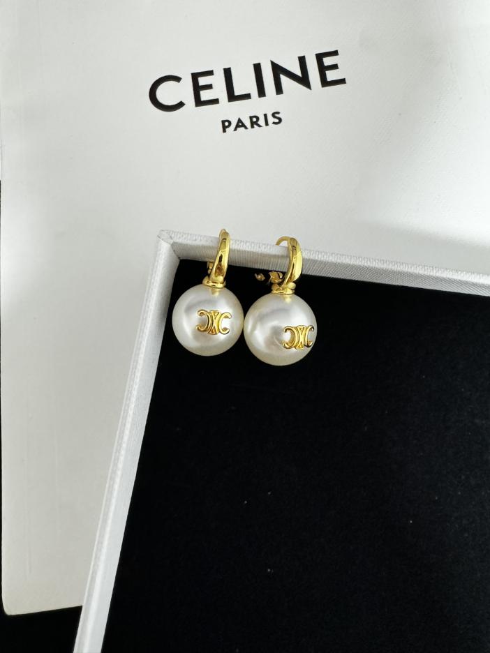 réplica,joyas,joyería,1:1,replica,fake,lujo,barato Celine últimos pendientes de perlas