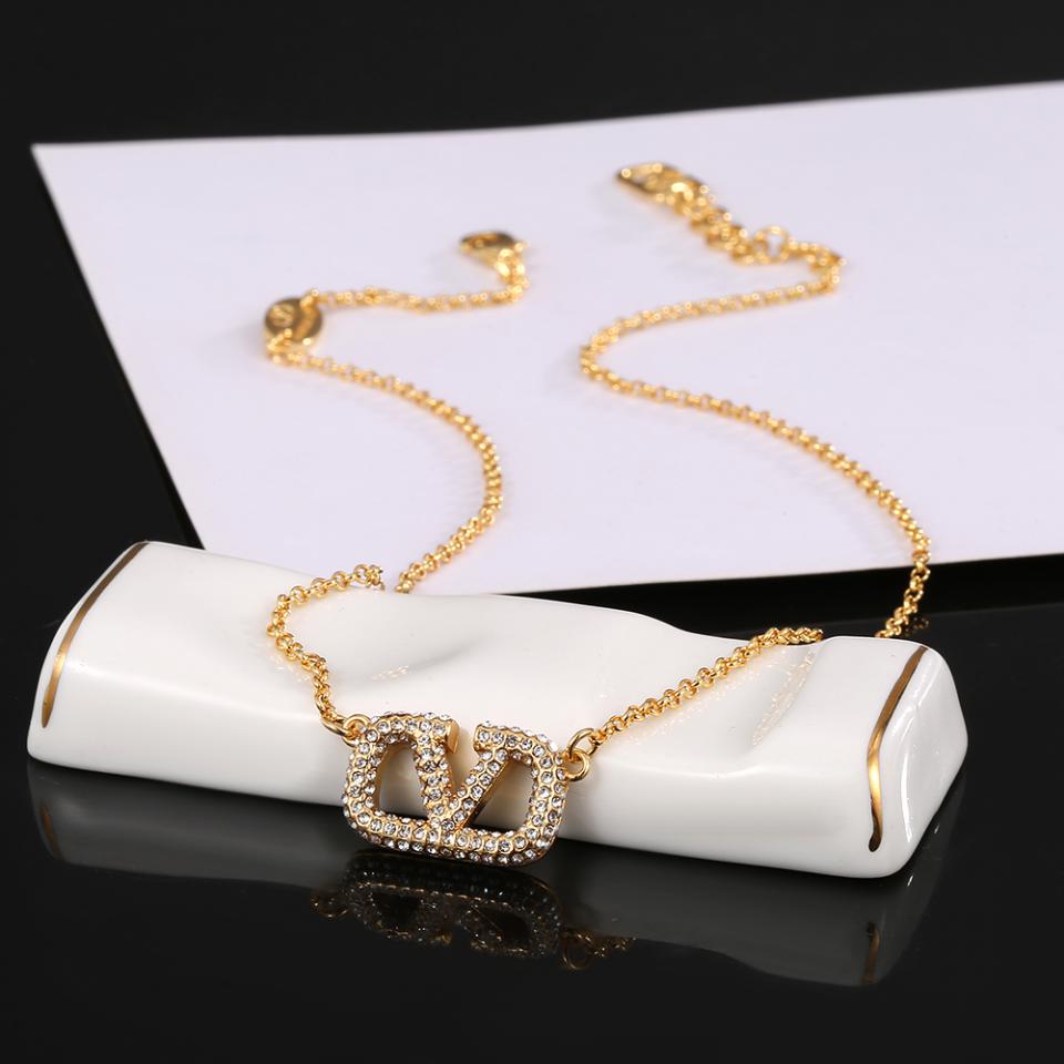 réplica,joyas,joyería,1:1,replica,fake,lujo,barato Valentino nuevo collar