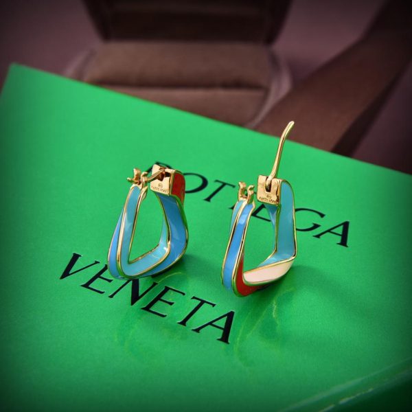 réplica,joyas,joyería,1:1,replica,fake,lujo,barato BOTTEGA VENENTA nuevos pendientes con diseño distintivo