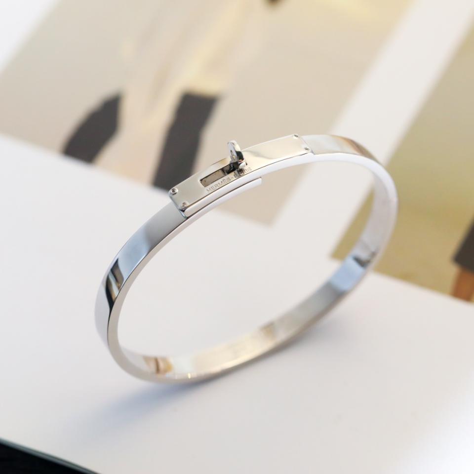 réplica,joyas,joyería,1:1,replica,fake,lujo,barato Pulsera Hermes Kelly sin diamantes.