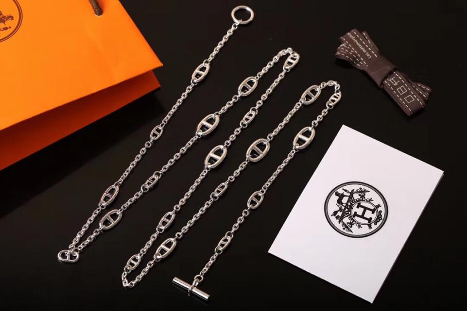 réplica,joyas,joyería,1:1,replica,fake,lujo,barato réplica,joyas,joyería,1:1,replica,fake,lujo,barato Collar largo Hermes nariz de cerdo