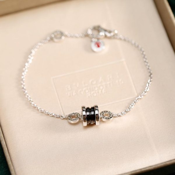 réplica,joyas,joyería,1:1,replica,fake,lujo,barato Anillo Bvlgari Bv clásico con diamantes en forma de serpiente
