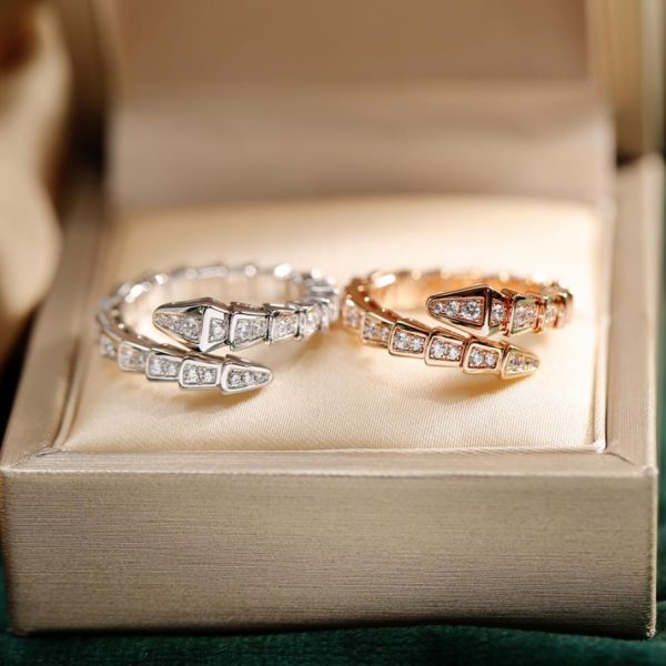 réplica,joyas,joyería,1:1,replica,fake,lujo,barato Anillo Bvlgari Bv clásico con diamantes en forma de serpiente