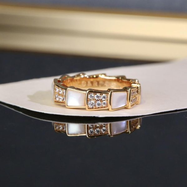 réplica,joyas,joyería,1:1,replica,fake,lujo,barato Anillo Bvlgari Bv clásico con diamantes en forma de serpiente