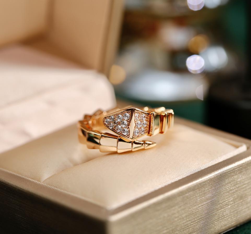 réplica,joyas,joyería,1:1,replica,fake,lujo,barato Anillo Bvlgari Serpenti en oro rosa con diamantes y serpiente