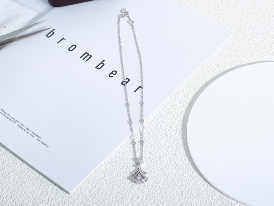 réplica,joyas,joyería,1:1,replica,fake,lujo,barato réplica,joyas,joyería,1:1,replica,fake,lujo,barato Collar de abanico de diamantes de ensueño de Bvlgari Diva