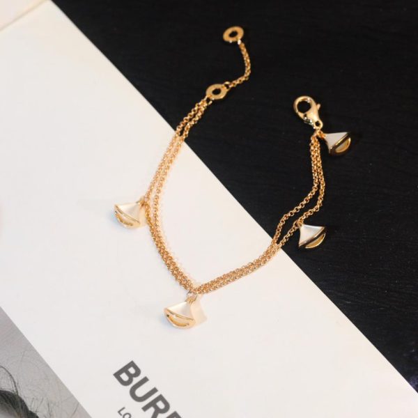 réplica,joyas,joyería,1:1,replica,fake,lujo,barato Pulsera de cuatro flores Bvlgari Divas Deram
