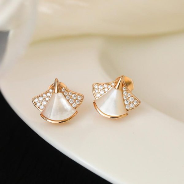 réplica,joyas,joyería,1:1,replica,fake,lujo,barato Pendientes con relieve de cara de Versace