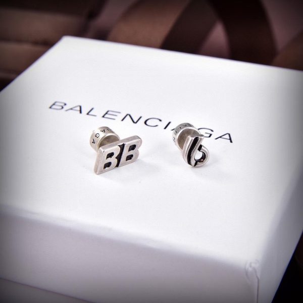 réplica,joyas,joyería,1:1,replica,fake,lujo,barato Balenciaga nuevos pendientes de letras