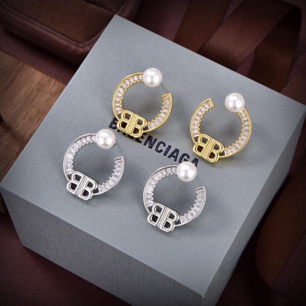 réplica,joyas,joyería,1:1,replica,fake,lujo,barato Pendientes nuevos de Balenciaga