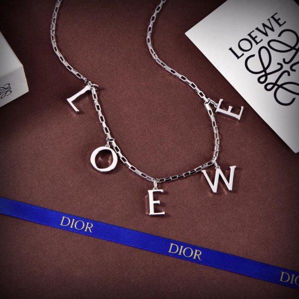 réplica,joyas,joyería,1:1,replica,fake,lujo,barato LOEWE gran novedad