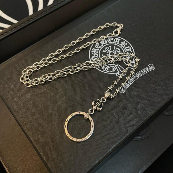 réplica,joyas,joyería,1:1,replica,fake,lujo,barato Collar de clavícula en forma de herradura con corazones cromados