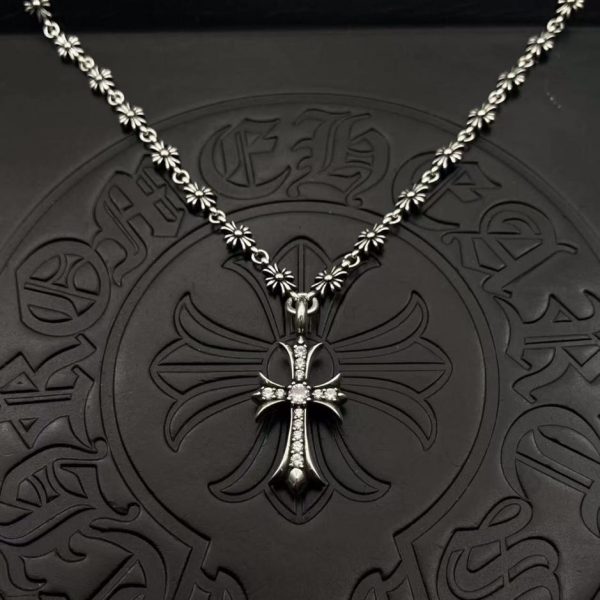 réplica,joyas,joyería,1:1,replica,fake,lujo,barato Collar con cruz de diamantes y corazones cromados