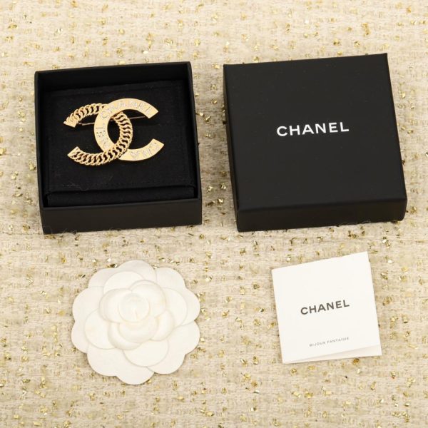 réplica,joyas,joyería,1:1,replica,fake,lujo,barato Broche Chanel con letra de cadena doble c