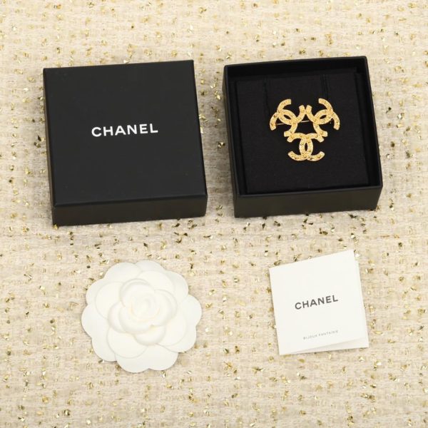 réplica,joyas,joyería,1:1,replica,fake,lujo,barato Broche Chanel doble c