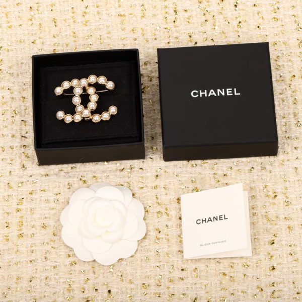réplica,joyas,joyería,1:1,replica,fake,lujo,barato Broche de perlas Chanel Doble C