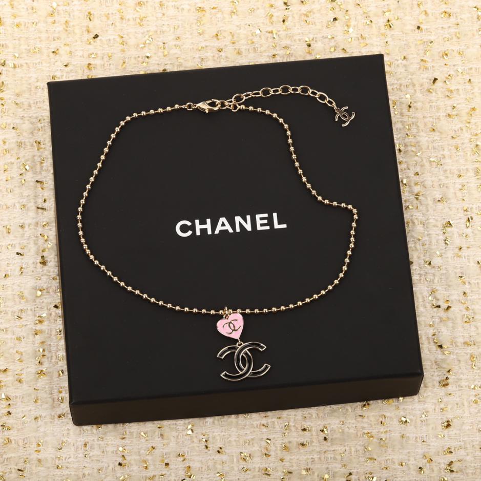 réplica,joyas,joyería,1:1,replica,fake,lujo,barato réplica,joyas,joyería,1:1,replica,fake,lujo,barato Collar Chanel Love con doble C esmaltada