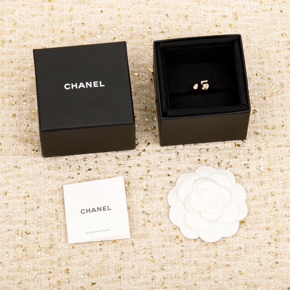 réplica,joyas,joyería,1:1,replica,fake,lujo,barato réplica,joyas,joyería,1:1,replica,fake,lujo,barato Anillo Chanel talla 5