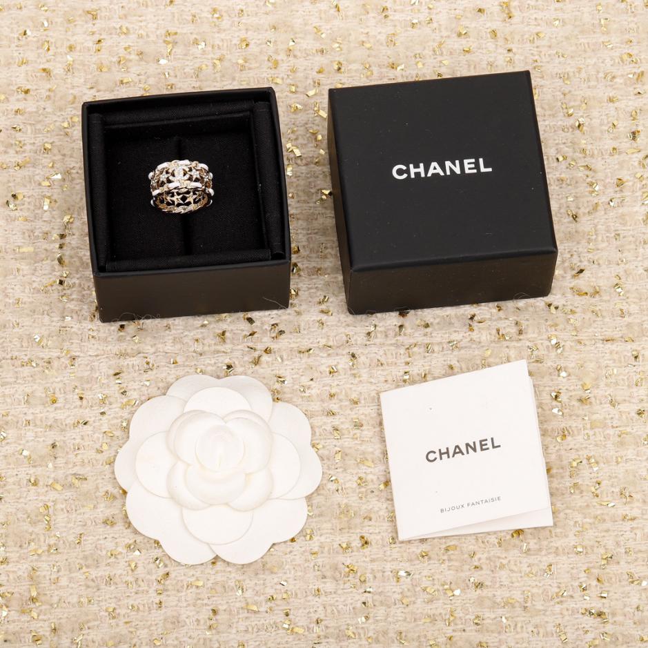 réplica,joyas,joyería,1:1,replica,fake,lujo,barato réplica,joyas,joyería,1:1,replica,fake,lujo,barato Anillo Chanel con estrella de cinco puntas doble c