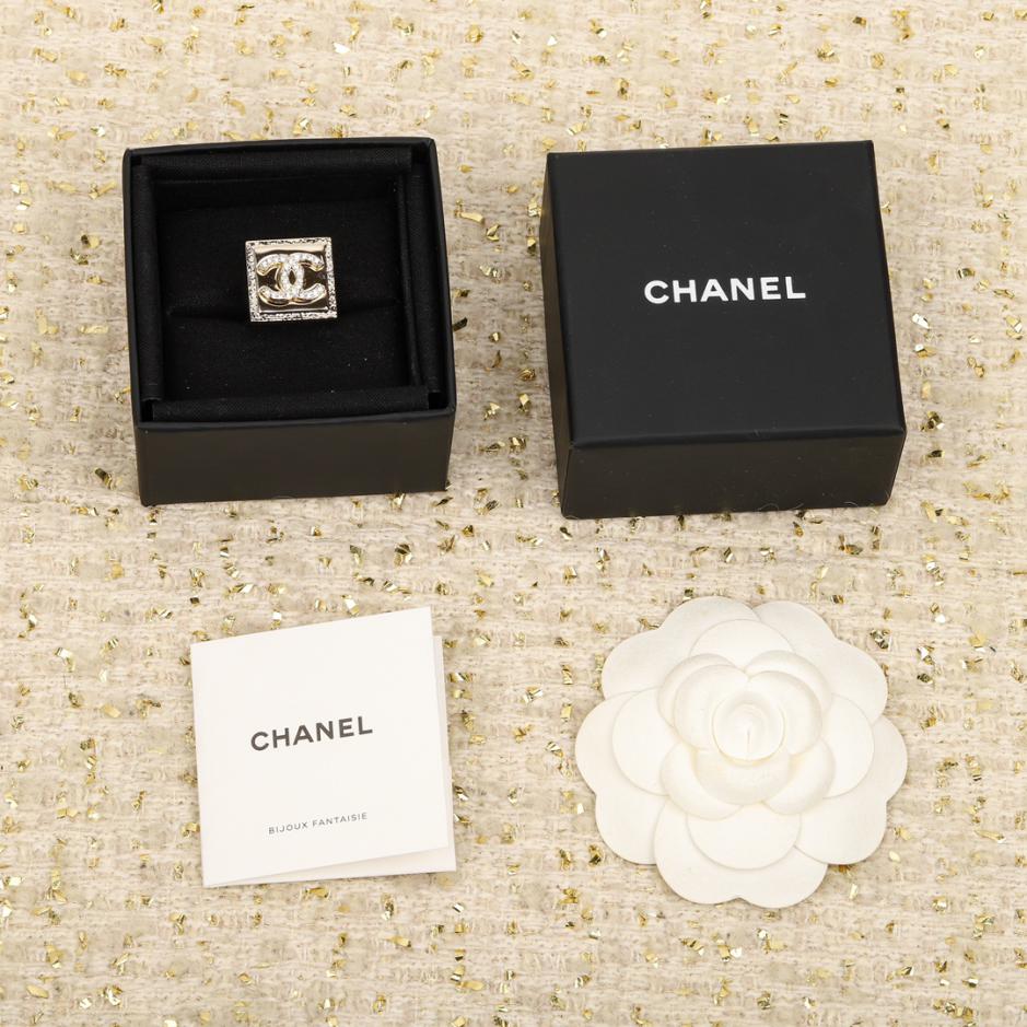 réplica,joyas,joyería,1:1,replica,fake,lujo,barato réplica,joyas,joyería,1:1,replica,fake,lujo,barato Anillo Chanel Square Doble C