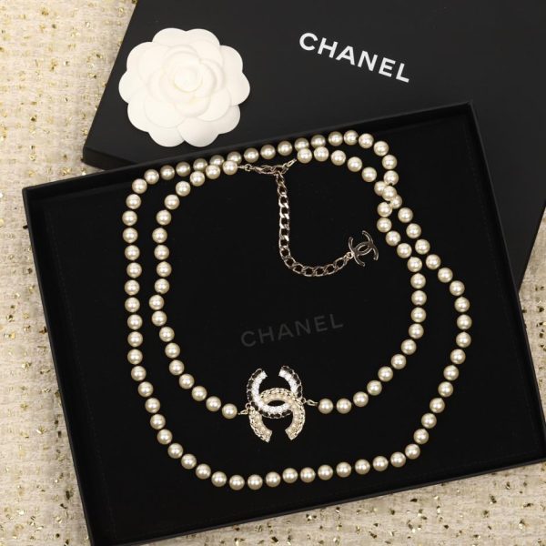 réplica,joyas,joyería,1:1,replica,fake,lujo,barato Cadena de suéter clásica con letras y perlas de Chanel