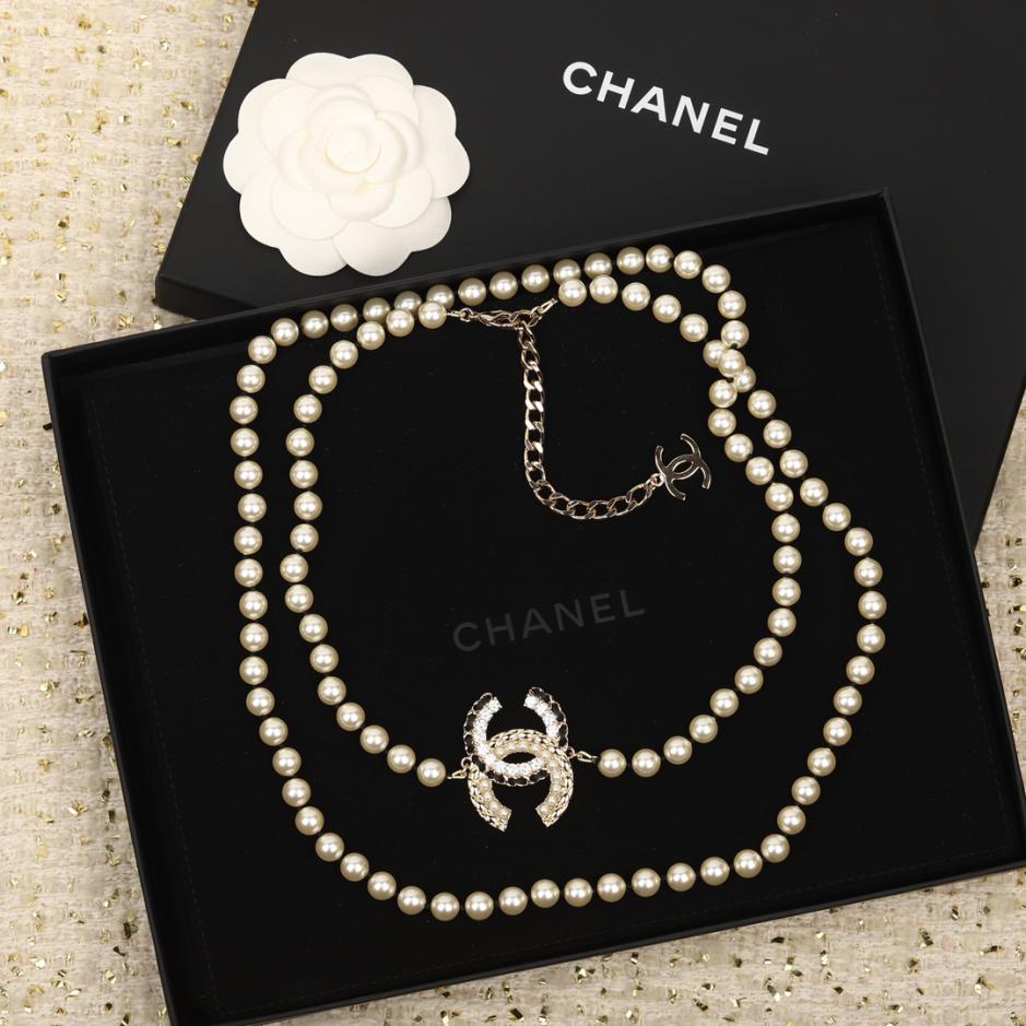 réplica,joyas,joyería,1:1,replica,fake,lujo,barato réplica,joyas,joyería,1:1,replica,fake,lujo,barato Cadena de suéter clásica con letras y perlas de Chanel